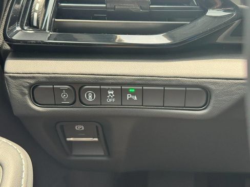 Certified 2026 Acura MDX SH-AWD w/ Technology Package image 23
