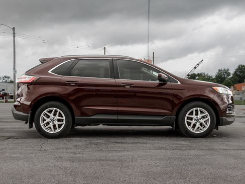 Used 2022 Ford Edge SEL w/ Convenience Package AWD/4WD image 7
