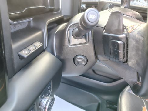 Used 2024 GMC Sierra 1500 AT4 w/ Technology Package image 31