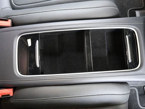 Used 2019 Mercedes-Benz S 560 4MATIC Coupe image 17