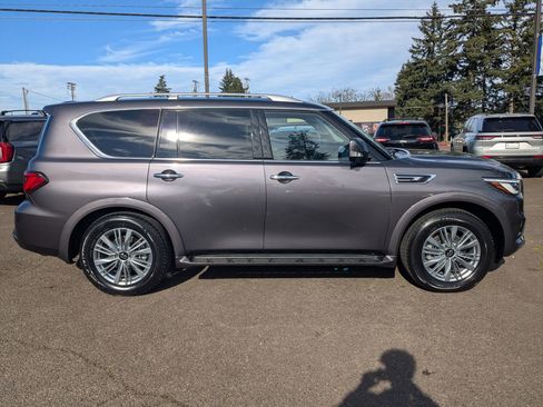 Used 2024 INFINITI QX80 Luxe image 6