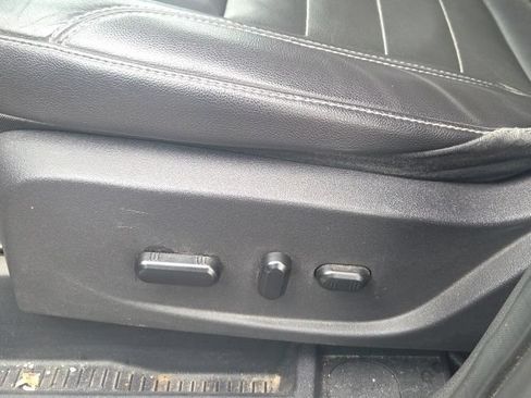 Used 2016 Ford Escape Titanium FWD image 28