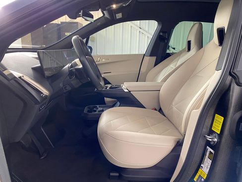 Certified 2024 BMW iX xDrive50 w/ Premium Package image 4