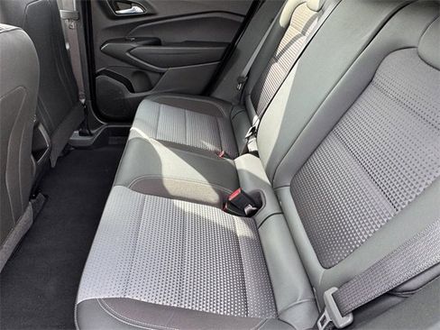 Certified 2025 Chevrolet Trax LT image 8