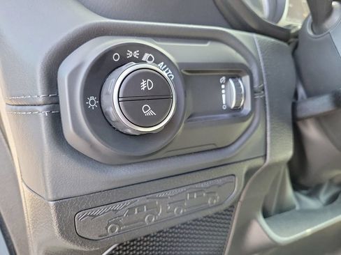 New 2026 Jeep Gladiator Sport AWD/4WD image 22