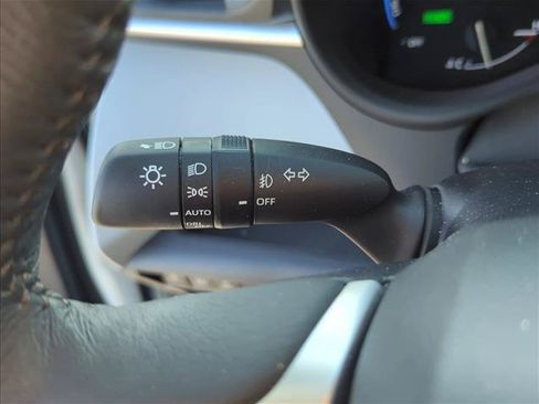 Used 2025 Toyota Sienna XLE w/ XLE Plus Package FWD image 14