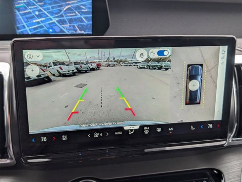 New 2025 Ford Expedition Max Platinum w/ Driver's Package image 19