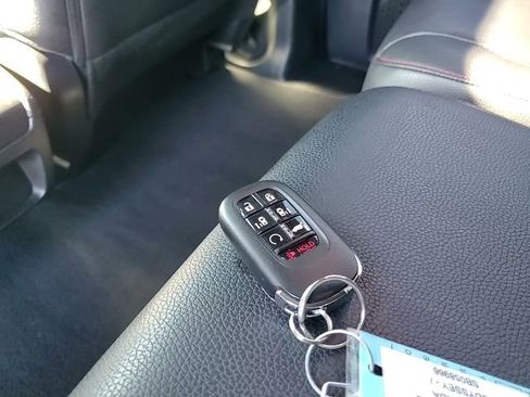 Used 2025 Honda Odyssey Sport-L image 26