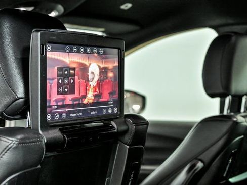 Used 2018 Chrysler Pacifica Touring-L Plus image 14