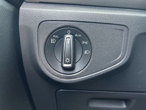 Used 2019 Volkswagen Atlas SE AWD/4WD image 19