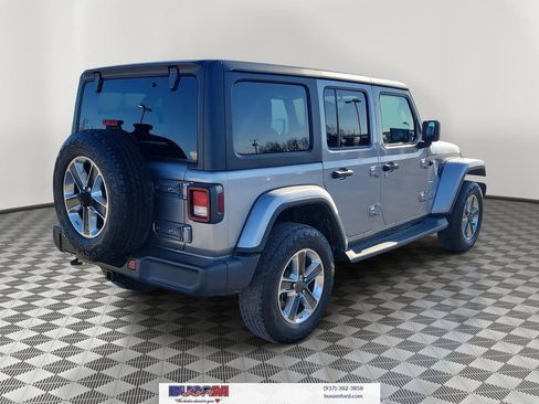 Used 2019 Jeep Wrangler Unlimited Sahara w/ Dual Top Group image 4