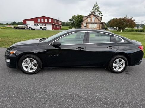 Used 2023 Chevrolet Malibu LS FWD image 2