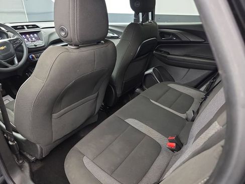 Used 2023 Chevrolet TrailBlazer LT image 45