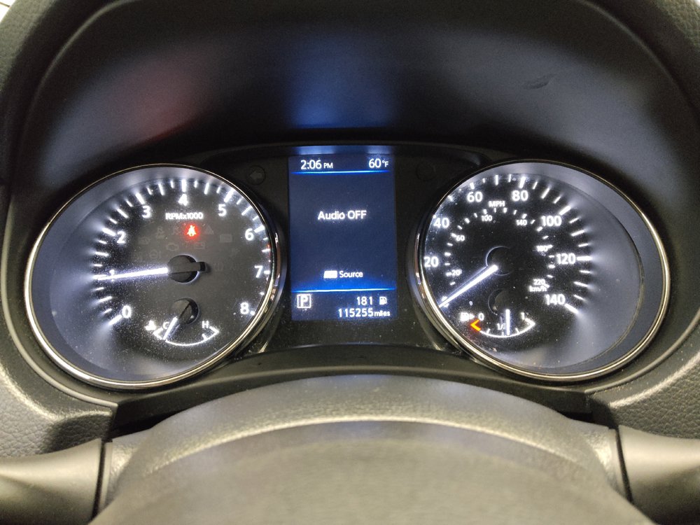 Used 2020 Nissan Rogue S FWD image 23