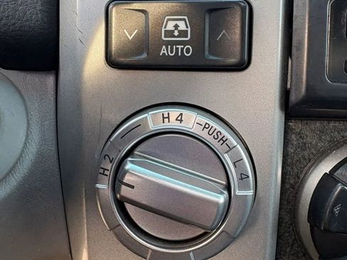 Used 2003 Toyota 4Runner Limited AWD/4WD image 19