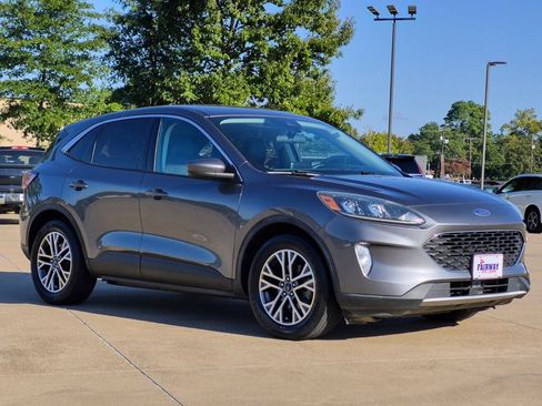 Used 2022 Ford Escape SEL FWD image 3