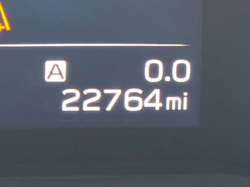 Used 2022 Subaru Ascent Limited w/ Technology Package image 7