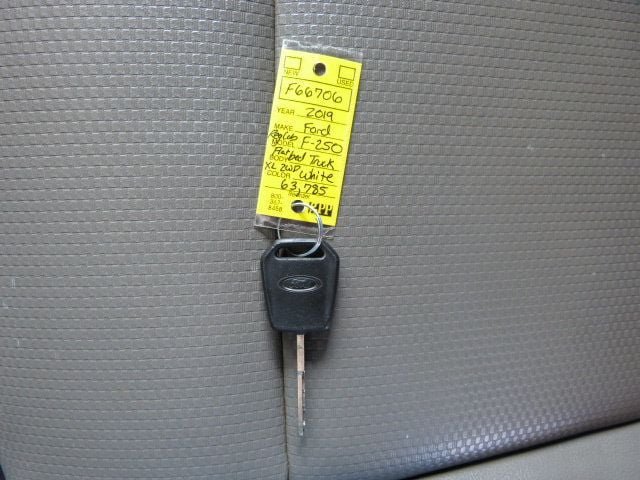 Used 2019 Ford F250 XL RWD image 5