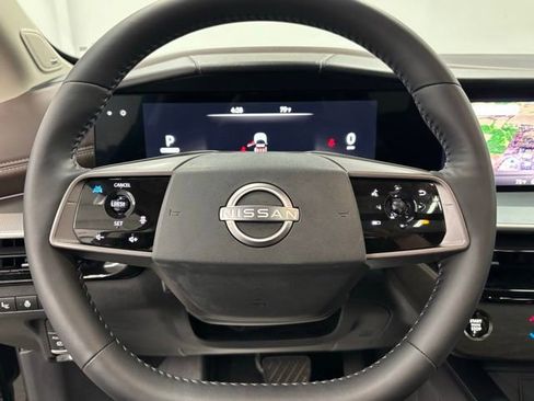 Used 2025 Nissan Murano Platinum AWD/4WD image 19