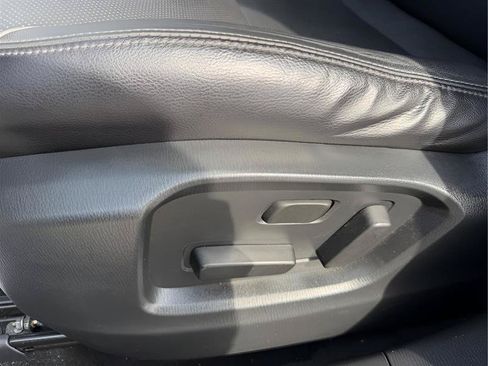 Used 2020 MAZDA CX-9 Touring w/ Touring Premium Package FWD image 25