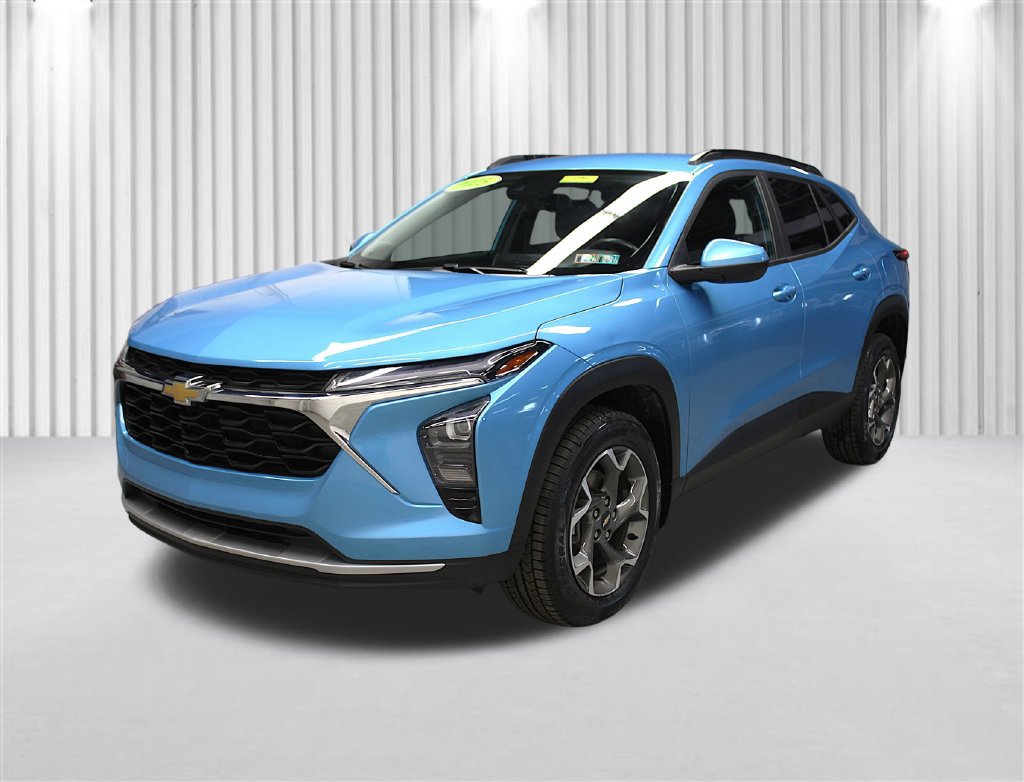 Used 2025 Chevrolet Trax LT w/ LT Convenience Package FWD image 8
