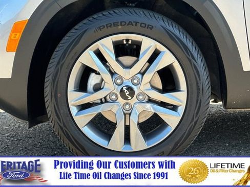 Used 2022 Kia Seltos S FWD image 27