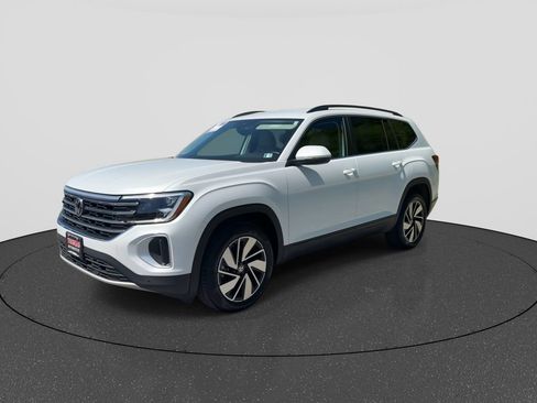 Used 2026 Volkswagen Atlas SE AWD/4WD image 4