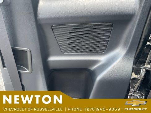 Used 2022 Toyota Tacoma SR5 w/ SR5 Appearance Package (SM) AWD/4WD image 23
