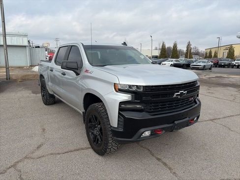Used 2019 Chevrolet Silverado 1500 LT Trail Boss w/ Convenience Package image 8