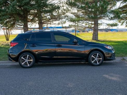 Used 2020 Subaru Impreza 2.0i Premium image 7