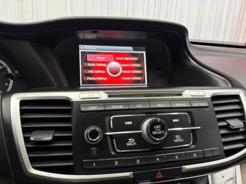 Used 2014 Honda Accord LX image 27