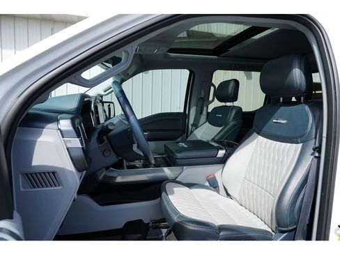 Used 2023 Ford F150 Limited image 12