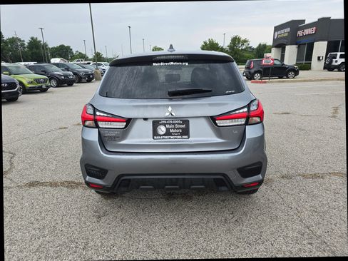 Used 2025 Mitsubishi Outlander Sport AWD image 3