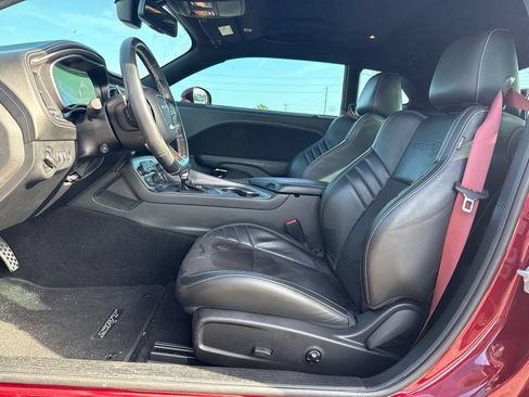 Used 2023 Dodge Challenger SRT Hellcat RWD image 6