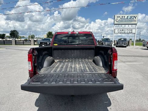 Used 2022 RAM 1500 Big Horn AWD/4WD image 9