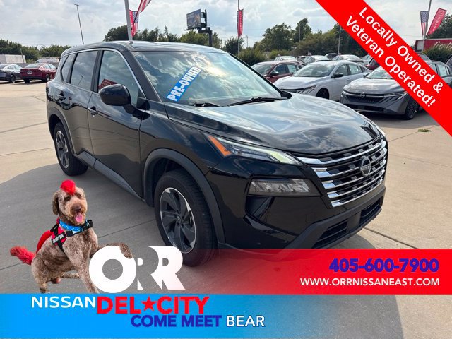 Used 2025 Nissan Rogue SV FWD image 7