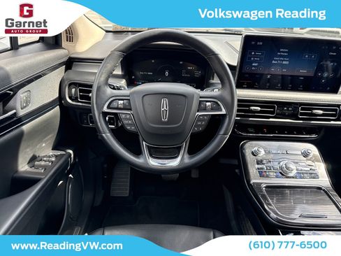 Used 2023 Lincoln Nautilus Reserve AWD/4WD image 27