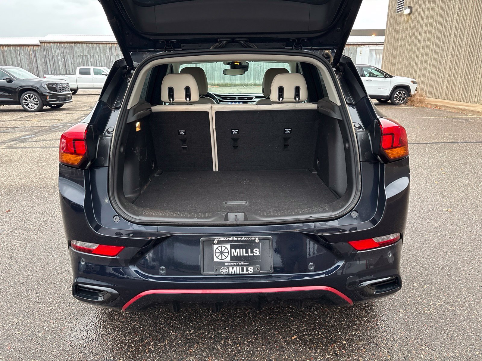 Used 2020 Buick Encore GX Select w/ Advanced Technology Package AWD/4WD image 8