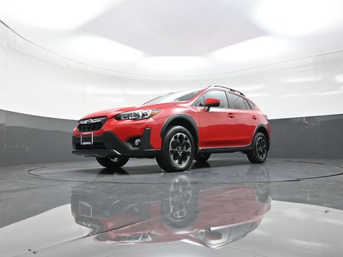 Used 2023 Subaru Crosstrek 2.0i Premium image 11