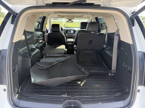 Used 2022 GMC Acadia Denali w/ Trailering Package AWD/4WD image 33