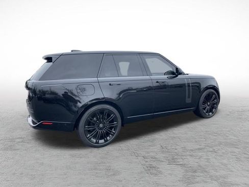 Certified 2025 Land Rover Range Rover SE image 7