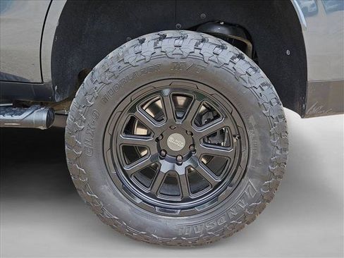 Used 2021 Chevrolet Tahoe Z71 AWD/4WD image 26