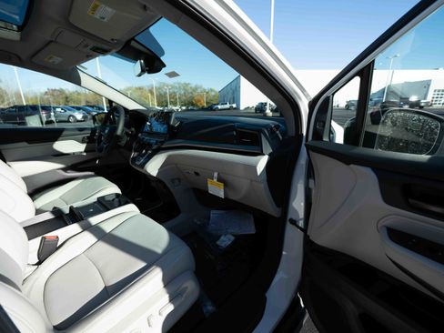 New 2026 Honda Odyssey EX-L image 26