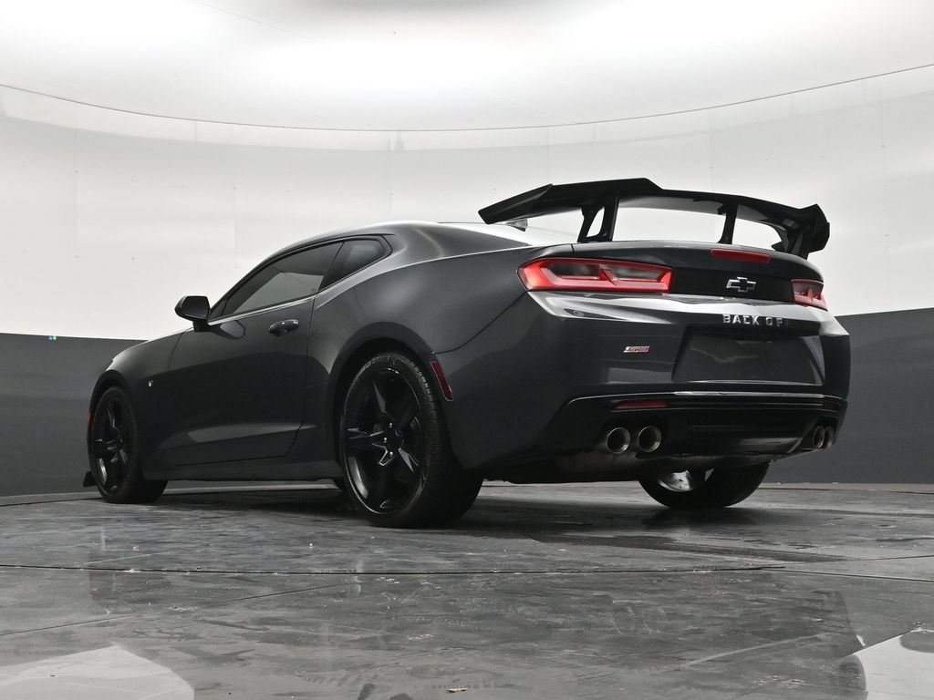 Used 2018 Chevrolet Camaro SS RWD image 22
