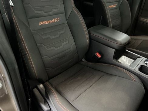 Used 2024 Nissan Frontier PRO-4X w/ Off-Road Protection Package image 27