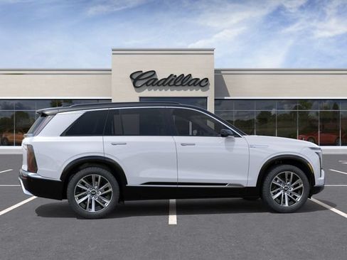 New 2027 Cadillac Vistiq Luxury w/ LPO, Premium Carpet Package AWD/4WD image 5