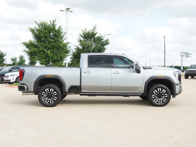 Used 2024 GMC Sierra 2500 Denali Ultimate AWD/4WD image 11