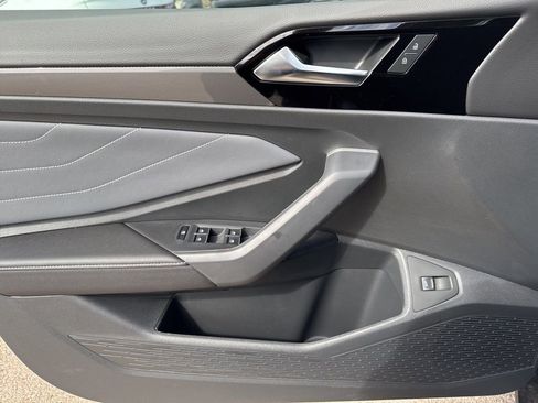 New 2025 Volkswagen Jetta SEL image 17