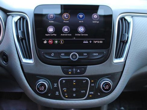 Used 2020 Chevrolet Malibu LT FWD image 18