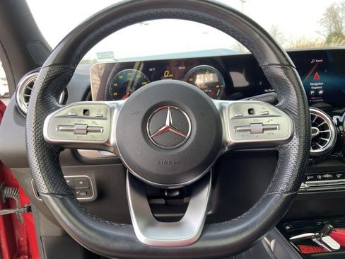 Used 2021 Mercedes-Benz GLB 250 4MATIC image 34
